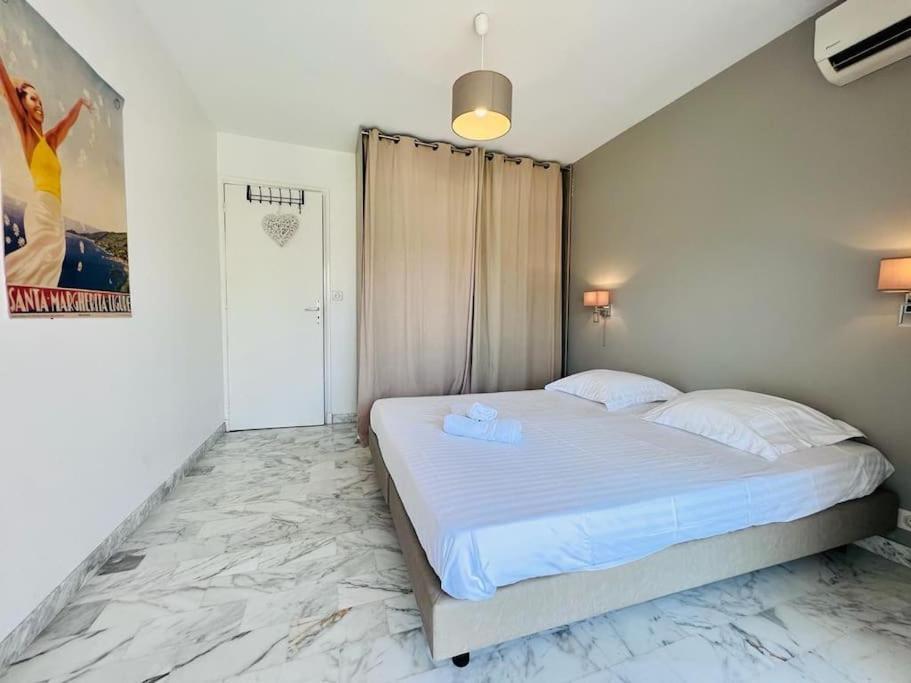 Le Pinede - Apt 4 Prs- Parking - Clim - 500M Plages Antibes Buitenkant foto